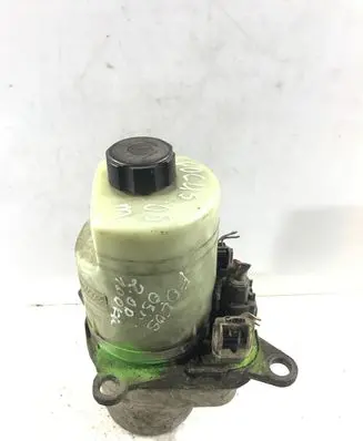 Ford Focus Power steering pump 4M5J3K514AA