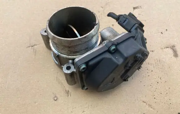 Audi A6 S6 C6 4F Throttle valve A2053364212