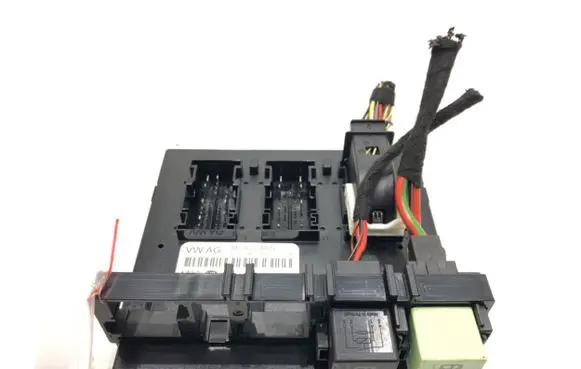 Audi Q3 8U Central body control module 8X0907063G