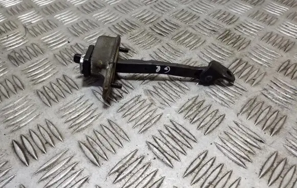 Hyundai ix35 Rear door check strap stopper