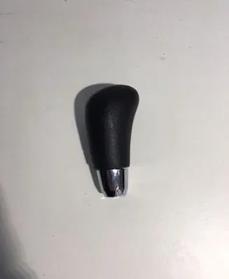Subaru Outback Gear lever shifter trim leather/knob 35126AG00A 35126AG020 35126AG