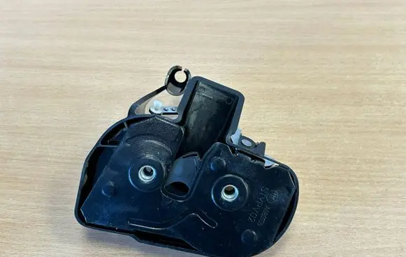 Volkswagen Transporter - Caravelle T6 Sliding door lock 7E0843604 2K5843604 7E0843604D