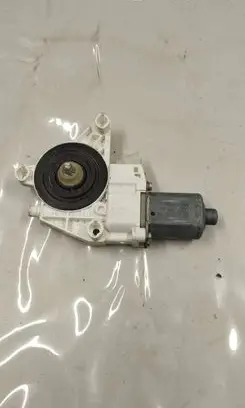 Mercedes-Benz GLE (W166 - C292) Front door window regulator motor A1669060201