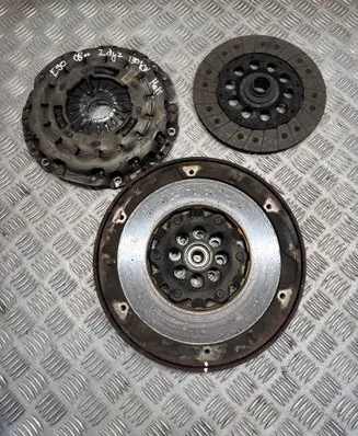 BMW 3 E90 E91 Clutch set kit 7567831 7567860