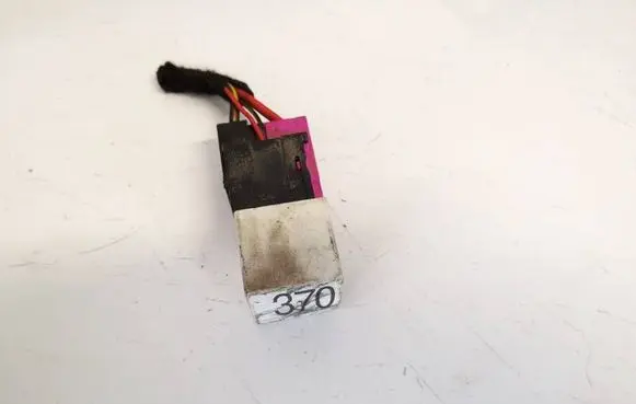 Audi A4 S4 B6 8E 8H Other relay 8d0951253