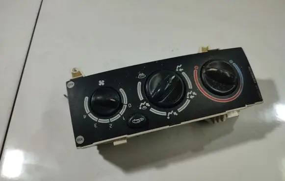 Renault Scenic I Climate control unit 100820