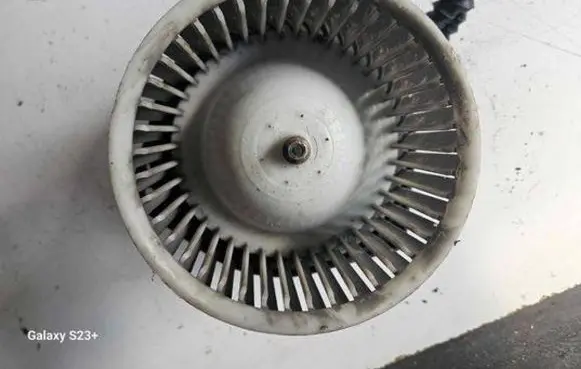 Suzuki Grand Vitara II Heater fan/blower CSA431D009