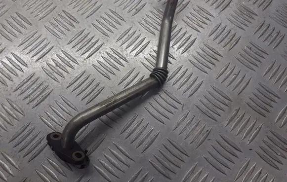 Nissan Note (E11) EGR valve line/pipe/hose