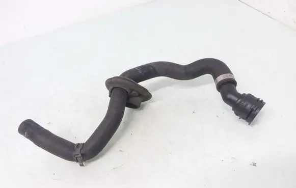 Audi A4 S4 B7 8E 8H Engine coolant pipe/hose