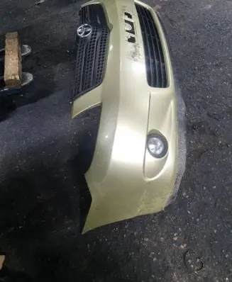 Toyota Corolla Verso E121 Front bumper