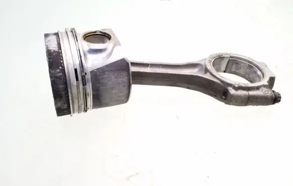 Volkswagen Transporter - Caravelle T5 Piston with connecting rod