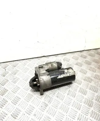 Opel Insignia A Starter motor