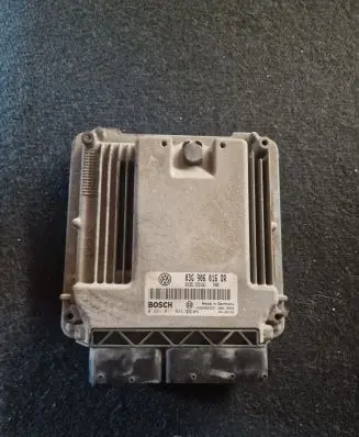 Volkswagen Touran I Engine control unit/module 03G906016DR