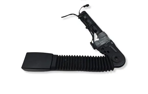 BMW 5 GT F07 Front seatbelt buckle 615796400B
