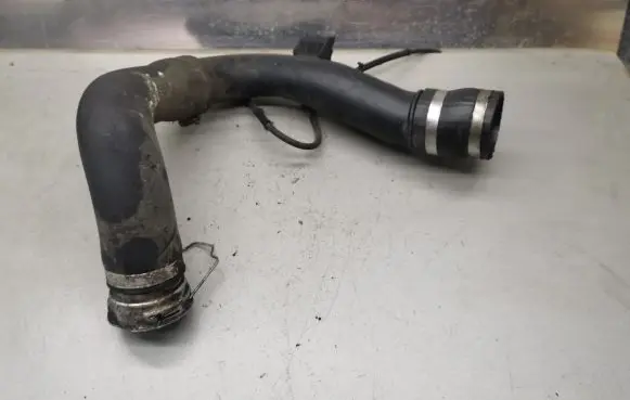 Toyota Avensis T250 Intercooler hose/pipe 173620R010