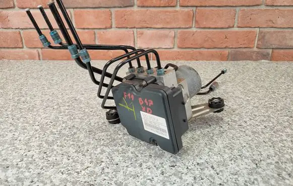 BMW 5 F10 F11 ABS Pump 6881305 6881360 6876911