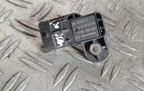 Alfa Romeo Giulietta Air pressure sensor 0281006028 1203293E03