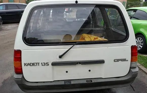 Opel Kadett E Tailgate/trunk/boot lid