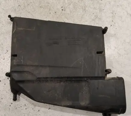 Mercedes-Benz S W221 Air filter box A6420902001