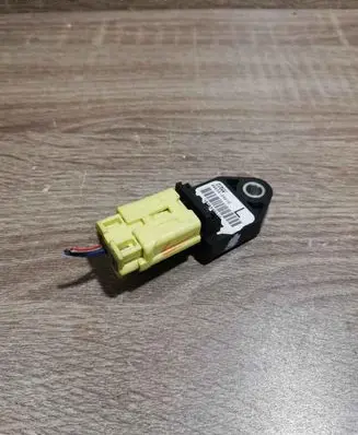 Toyota Avensis T250 Airbag deployment crash/impact sensor 8983405010