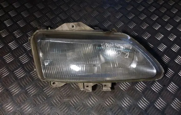 Renault Laguna I Headlight/headlamp 7701038264