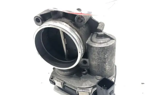 BMW 3 E92 E93 Engine shut-off valve 7561066