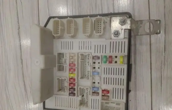 Renault Scenic II - Grand scenic II BSM Control unit 8200481866F