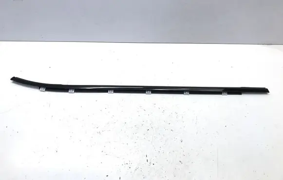 KIA EV6 Rear door windshield rail 