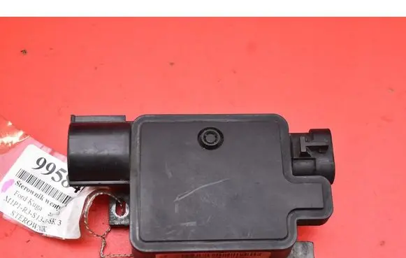 Ford Kuga I Relay mounting block 940002906