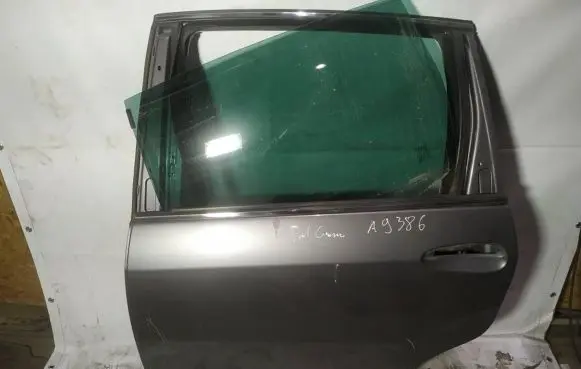 Fiat Croma Rear door pilkos