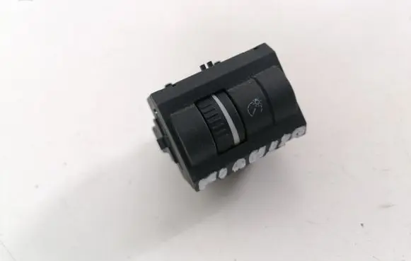 Skoda Octavia Mk2 (1Z) Interior lighting switch 1Z0941333A