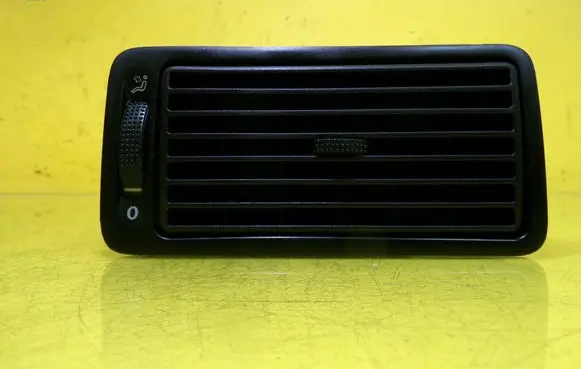 Volkswagen Golf IV Dashboard side air vent grill/cover trim ZSB1J1819704C