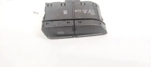 Ford Focus Windscreen/window heater switch AM5T18C621AB D3L0B