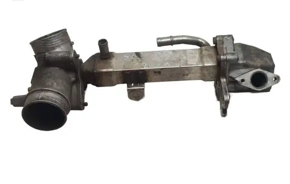 Volvo S60 EGR valve cooler 30637142 9183 B5147