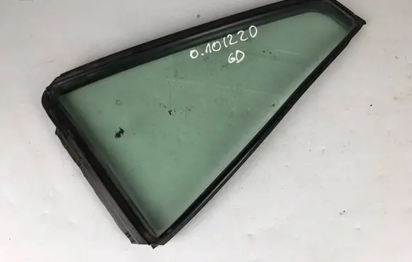 Subaru Outback Rear vent window glass 
