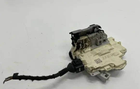 Audi A6 S6 C7 4G Rear door lock 4G0839016