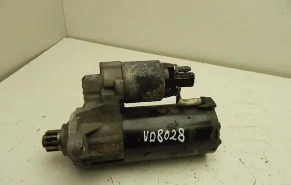 Volkswagen PASSAT CC Starter motor 001123036 VD8028