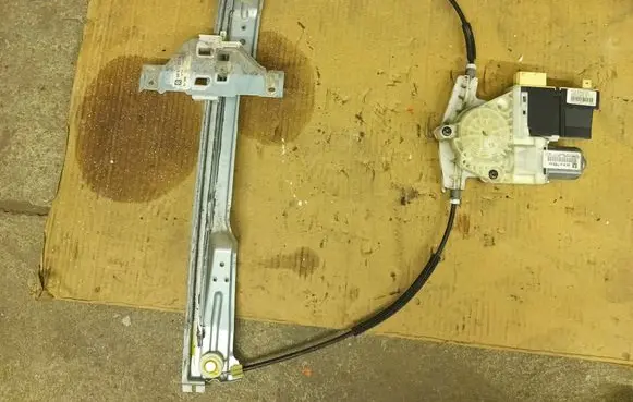 Citroen C4 I Front door window regulator with motor 9657133980 9681576980