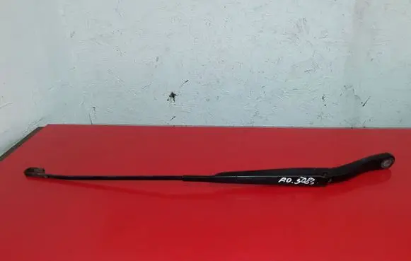 Renault Master III Front wiper blade arm 8200734777
