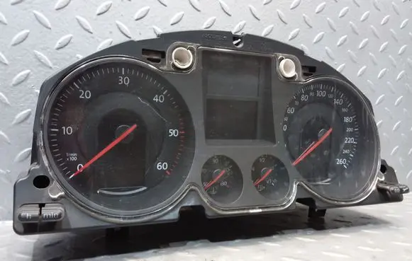 Volkswagen PASSAT B6 Speedometer (instrument cluster) 3C0920860A A2C53109011