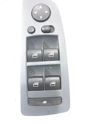 BMW 1 E81 E87 Electric window control switch 9132080 08W35K401