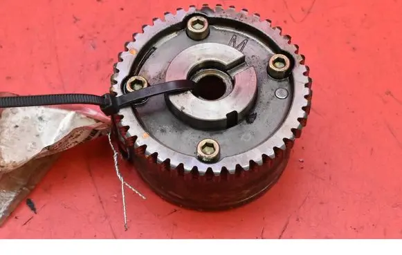 Nissan Primera Crankshaft pulley 