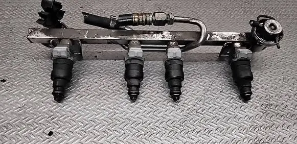 Audi A4 S4 B5 8D Fuel injectors set 078133551N