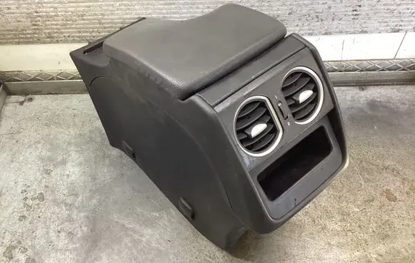 Alfa Romeo 159 Center console LS376513
