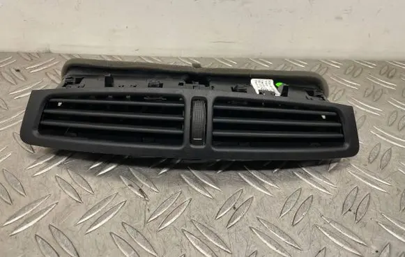 Ford C-MAX II Dash center air vent grill AM51R01815ACW