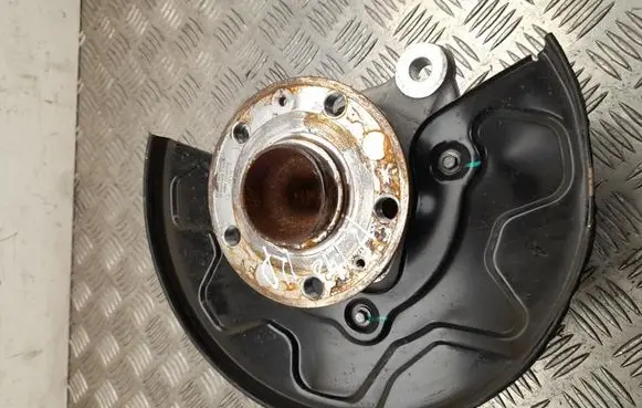 MG MG4 ev Front wheel hub 10939252