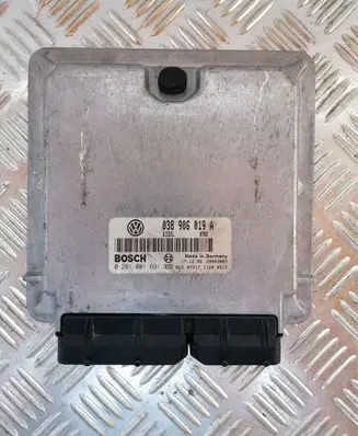 Volkswagen PASSAT B5 Engine control unit/module 038906019A 28SA3887 0281001691