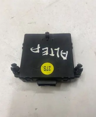Skoda Octavia Mk2 (1Z) Gateway control module 1K0907530E 0325F77MN 1K0907951