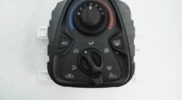 Toyota Aygo AB10 Climate control unit 55900YV030