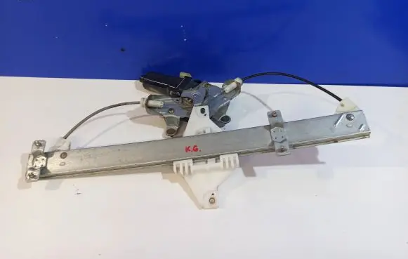 Hyundai Terracan Rear door window regulator with motor 82450111000